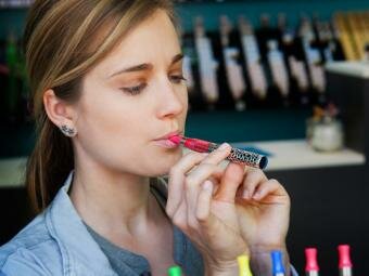 Experts say E-cigarettes might be attracting young people to smoke
